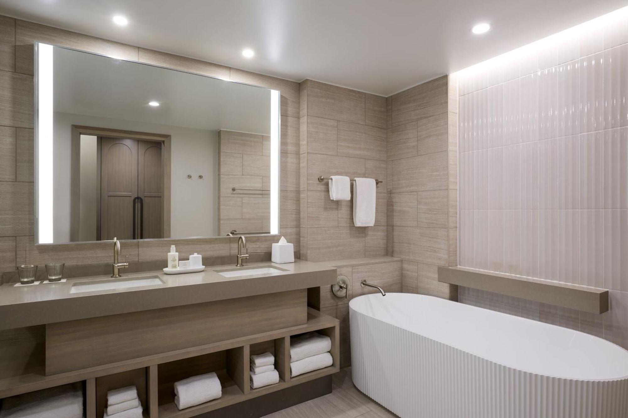 Jw Marriott St Maarten Beach Resort & Spa Dawn Beach Eksteriør bilde